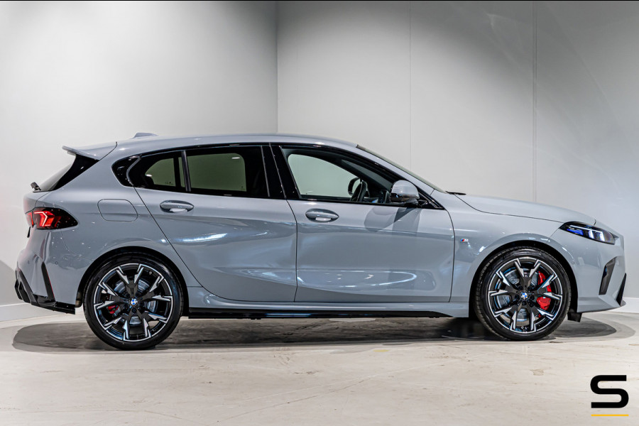 BMW 1-serie 120 M Sport Pro|HUD|Comfort|Cam|Shadow Line|BTW