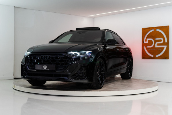 Audi Q8 60 TFSI E Quattro Competition 490PK | Pano | Kleppenuitlaat | B&O | 4 Wielsturing | VOL! Fabrieksgarantie GERESERVEERD