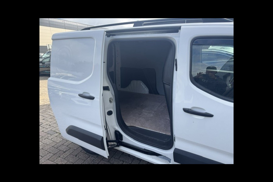 Opel Combo 1.5D L1H1 Edition + / Marge - Cruise - Navi - PDC