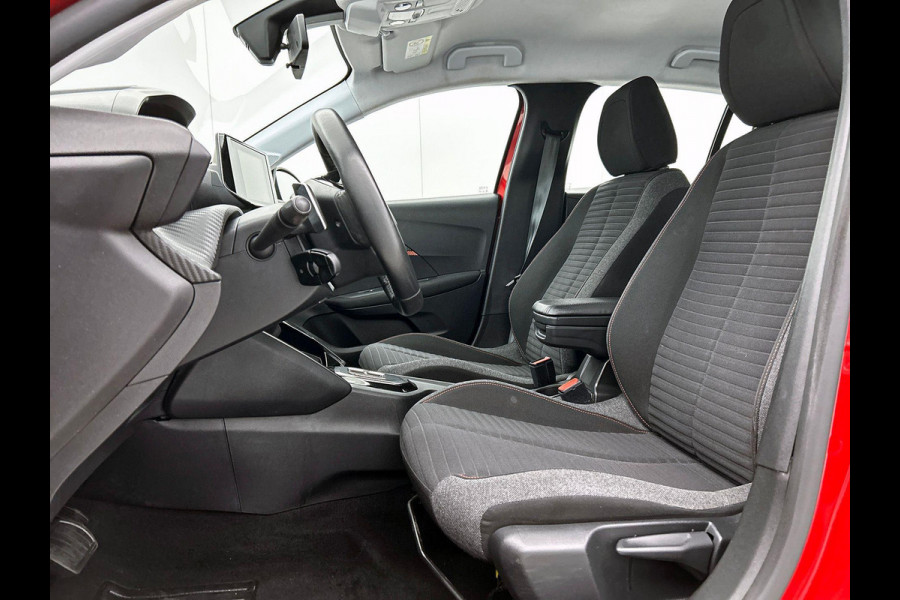 Peugeot 208 1.2 100pk AUT. Allure NAVI & CARPLAY | CRUISE