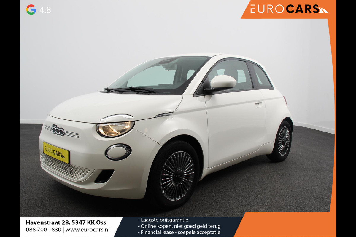 Fiat 500E Icon 42 kWh Automaat Climate control Cruise control Achteruitrijcamera Navigatie Apple Carplay/ Android Auto Keyless