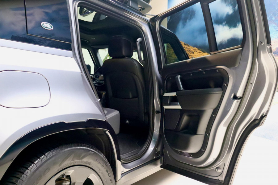Land Rover Defender P400e 110 X-Dynamic HSE Gr.NAV|PANO|TrkHk|VOL