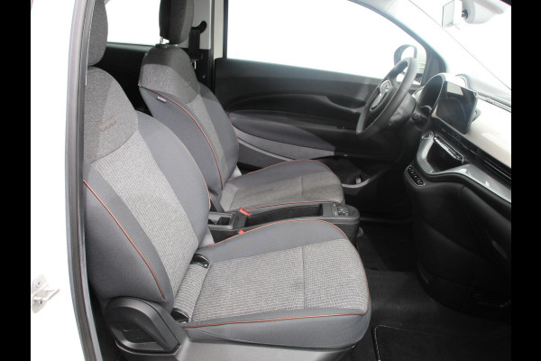 Fiat 500E Icon 42 kWh Automaat Climate control Cruise control Achteruitrijcamera Navigatie Apple Carplay/ Android Auto Keyless