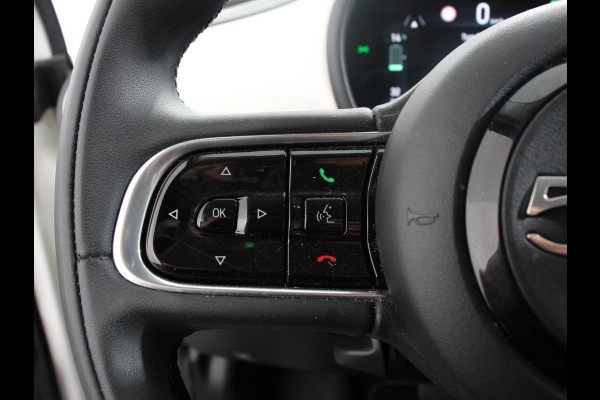 Fiat 500E Icon 42 kWh Automaat Climate control Cruise control Achteruitrijcamera Navigatie Apple Carplay/ Android Auto Keyless
