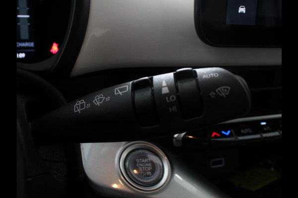 Fiat 500E Icon 42 kWh Automaat Climate control Cruise control Achteruitrijcamera Navigatie Apple Carplay/ Android Auto Keyless