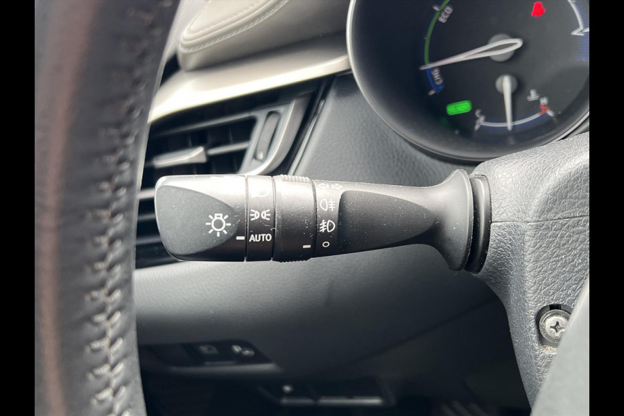 Toyota C-HR 2.0 Hybrid Launch Edition | Eerste eigenaar, JBL, 18 inch, Parkeersensoren, Dodehoekherkenning, Stoelverwarming, Leer