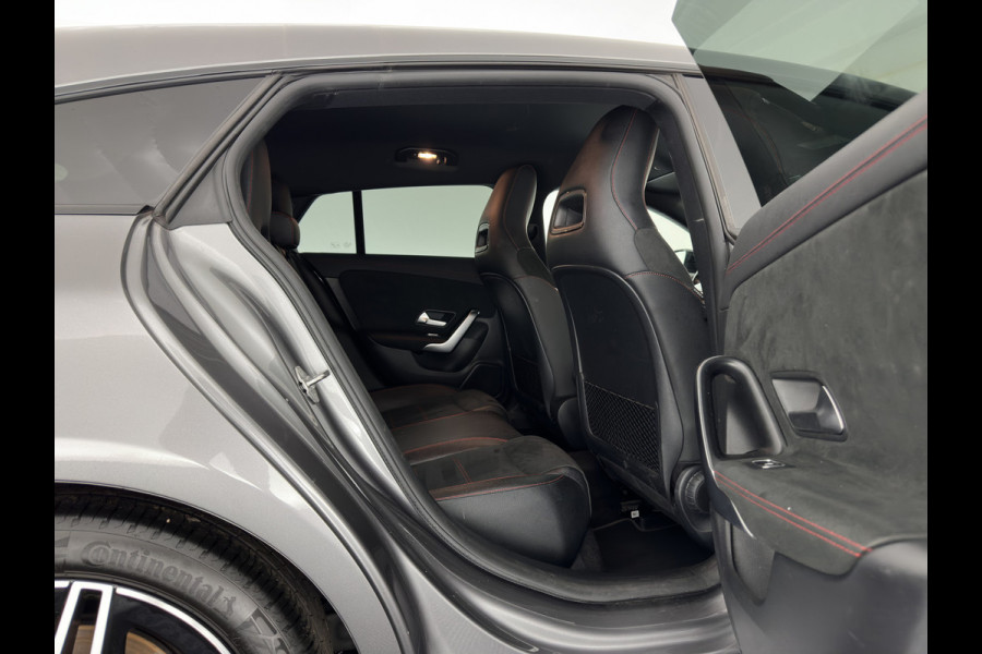 Mercedes-Benz CLA-Klasse Shooting Brake 180 d Business Solution AMG (INCL.BTW) Aut. *LEATHER-MICROFIBRE | FULL-LED | HEATED-SPORTSEATS | AMBIENT-LIGHT | DIGI-COCKPIT | DAB+ | NAVI-FULLMAP | CAMERA | PRIVACYGLASS | SHIFTPADDLES | 18''ALU*