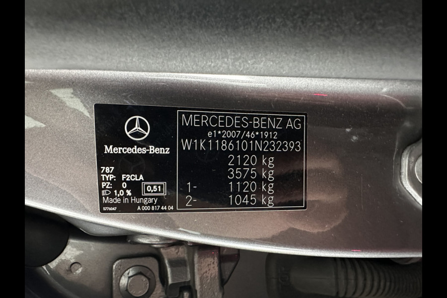 Mercedes-Benz CLA-Klasse Shooting Brake 180 d Business Solution AMG (INCL.BTW) Aut. *LEATHER-MICROFIBRE | FULL-LED | HEATED-SPORTSEATS | AMBIENT-LIGHT | DIGI-COCKPIT | DAB+ | NAVI-FULLMAP | CAMERA | PRIVACYGLASS | SHIFTPADDLES | 18''ALU*