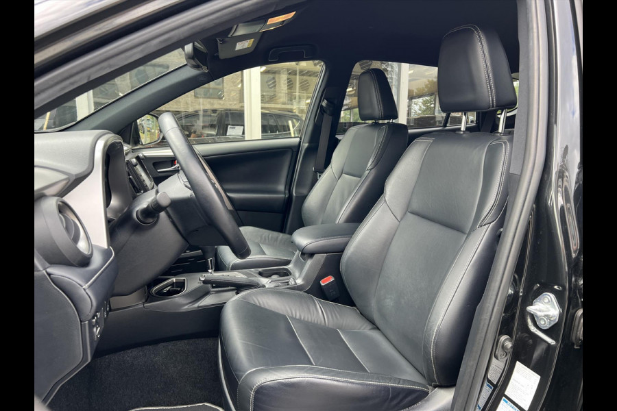 Toyota RAV4 2.5 Hybrid AWD Executive | Leer, Geheugenfunctie, 360 camera, Stoel + Stuurverwarming, Dodehoekherkenning, 1.650KG Trekgewicht