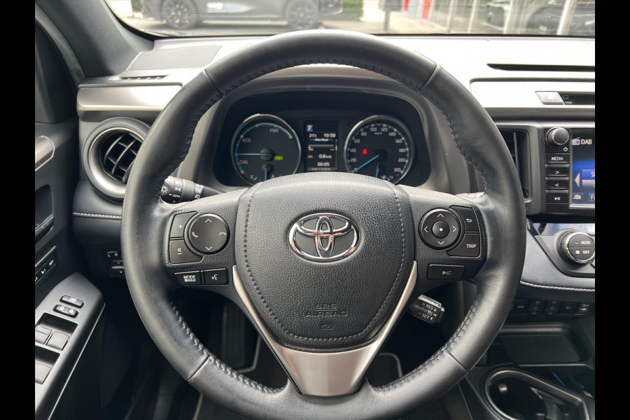 Toyota RAV4 2.5 Hybrid AWD Executive | Leer, Geheugenfunctie, 360 camera, Stoel + Stuurverwarming, Dodehoekherkenning, 1.650KG Trekgewicht