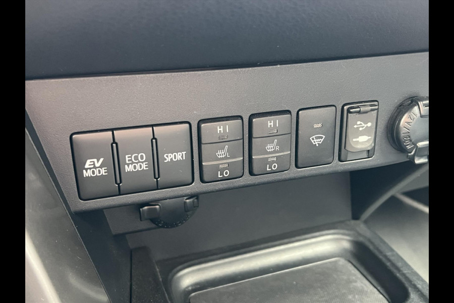 Toyota RAV4 2.5 Hybrid AWD Executive | Leer, Geheugenfunctie, 360 camera, Stoel + Stuurverwarming, Dodehoekherkenning, 1.650KG Trekgewicht