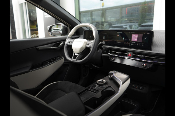Kia Ev6 GT-Line Business Edition 84 kWh Speciale uitvoering | 21 inch GT velgen | Hifi upgrade met Subwoofer | Gele remklauwen | Stoel verwarming l Elektrische kofferklep | GT pakket | LED | Keyless | 20 inch LMV