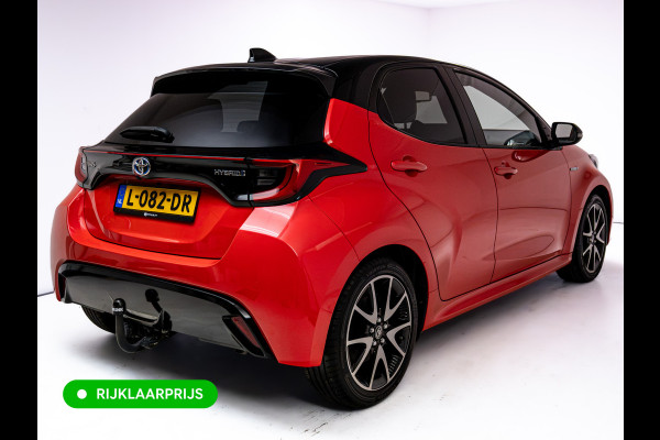 Toyota Yaris 1.5 Hybrid Launch Edition | Stoel- stuurverwarming | Trekhaak | HUD | Camera | Adaptive cruise Apple Carplay/Android Auto, Privacy glas, Keyless