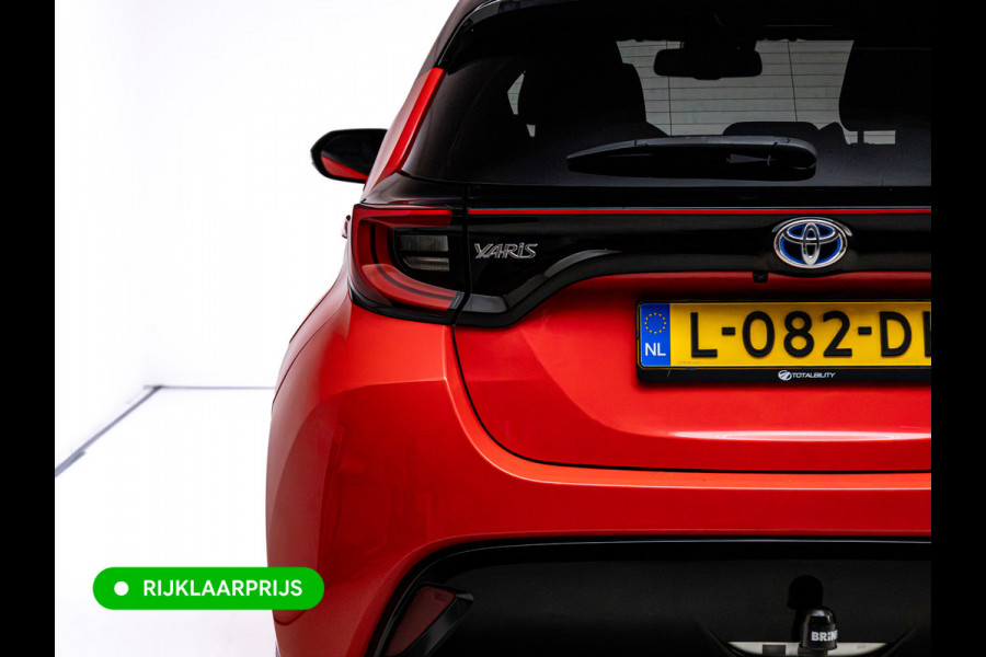 Toyota Yaris 1.5 Hybrid Launch Edition | Stoel- stuurverwarming | Trekhaak | HUD | Camera | Adaptive cruise Apple Carplay/Android Auto, Privacy glas, Keyless