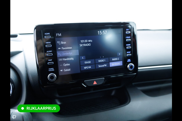 Toyota Yaris 1.5 Hybrid Launch Edition | Stoel- stuurverwarming | Trekhaak | HUD | Camera | Adaptive cruise Apple Carplay/Android Auto, Privacy glas, Keyless