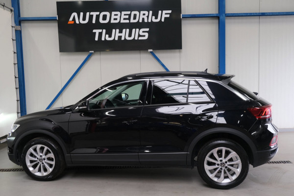 Volkswagen T-Roc 1.0 TSI Life Business - N.A.P. Airco, Cruise, Virtueel display, Carplay, Navi, PDC.
