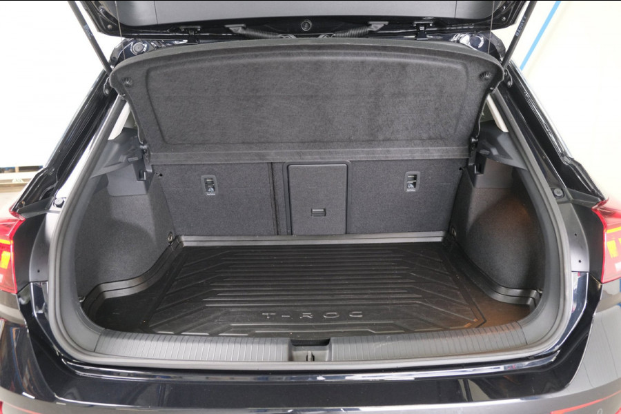 Volkswagen T-Roc 1.0 TSI Life Business - N.A.P. Airco, Cruise, Virtueel display, Carplay, Navi, PDC.