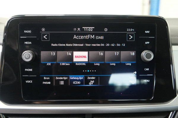 Volkswagen T-Roc 1.0 TSI Life Business - N.A.P. Airco, Cruise, Virtueel display, Carplay, Navi, PDC.