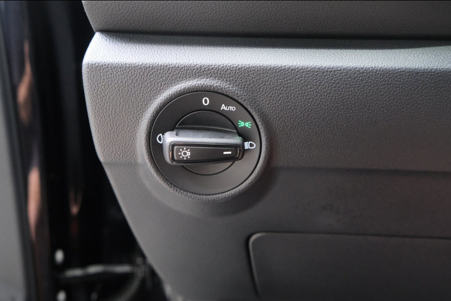 Volkswagen T-Roc 1.0 TSI Life Business - N.A.P. Airco, Cruise, Virtueel display, Carplay, Navi, PDC.