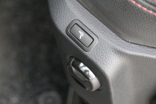 Volkswagen Crafter 2.0 TDI 177 | Aut. | Exclusive | L3H3 | Massage | Cruise | Airco..