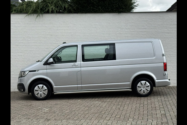 Volkswagen Transporter 2.0 TDI L2H1 30 DC Highline Automaat Trekhaak Navigatie Carplay Cruise Pdc