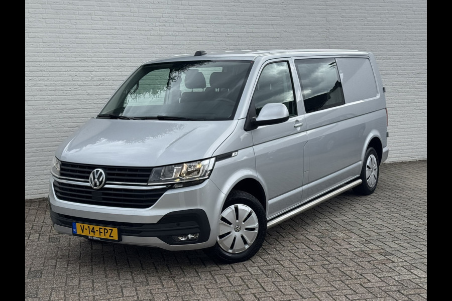 Volkswagen Transporter 2.0 TDI L2H1 30 DC Highline Automaat Trekhaak Navigatie Carplay Cruise Pdc