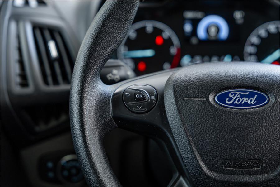 Ford Transit Connect 1.5 EcoBlue L2 | CarPlay | Camera | Cruise control | Navigatie | Stoelverwarming | Lane assist | DAB | Euro 6 | Nieuwe APK | Dealer onderhouden