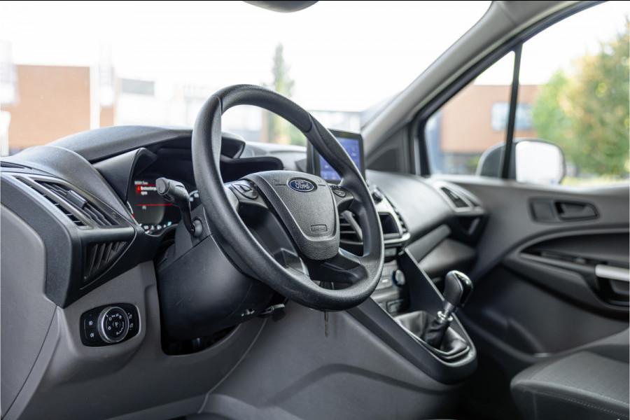 Ford Transit Connect 1.5 EcoBlue L2 | CarPlay | Camera | Cruise control | Navigatie | Stoelverwarming | Lane assist | DAB | Euro 6 | Nieuwe APK | Dealer onderhouden