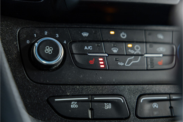 Ford Transit Connect 1.5 EcoBlue L2 | CarPlay | Camera | Cruise control | Navigatie | Stoelverwarming | Lane assist | DAB | Euro 6 | Nieuwe APK | Dealer onderhouden