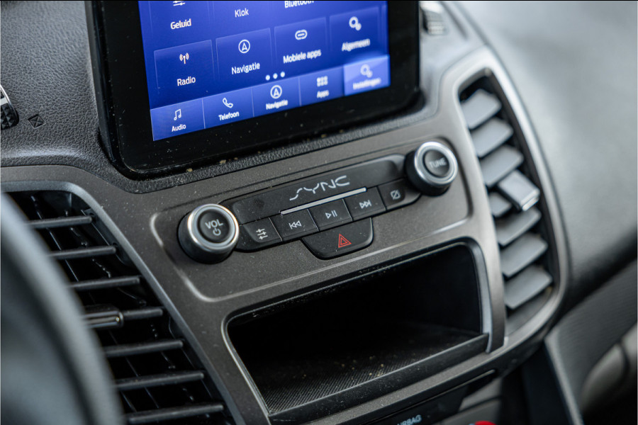 Ford Transit Connect 1.5 EcoBlue L2 | CarPlay | Camera | Cruise control | Navigatie | Stoelverwarming | Lane assist | DAB | Euro 6 | Nieuwe APK | Dealer onderhouden