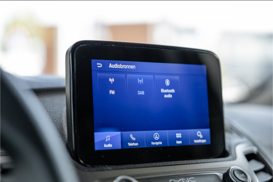 Ford Transit Connect 1.5 EcoBlue L2 | CarPlay | Camera | Cruise control | Navigatie | Stoelverwarming | Lane assist | DAB | Euro 6 | Nieuwe APK | Dealer onderhouden