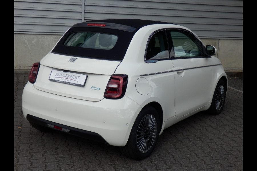 Fiat 500E cabrio I Camera I Park. sens. Icon 42 kWh