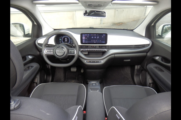 Fiat 500E cabrio I Camera I Park. sens. Icon 42 kWh