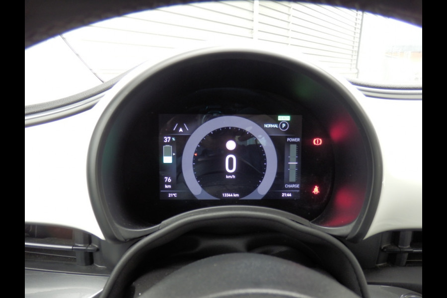 Fiat 500E cabrio I Camera I Park. sens. Icon 42 kWh