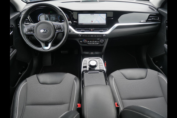 Kia e-Niro DynamicPlusLine 64 kWh | Cruise | Carplay | Keyless | Navi | Stoel-stuurverwarming | Schuif-kanteldak