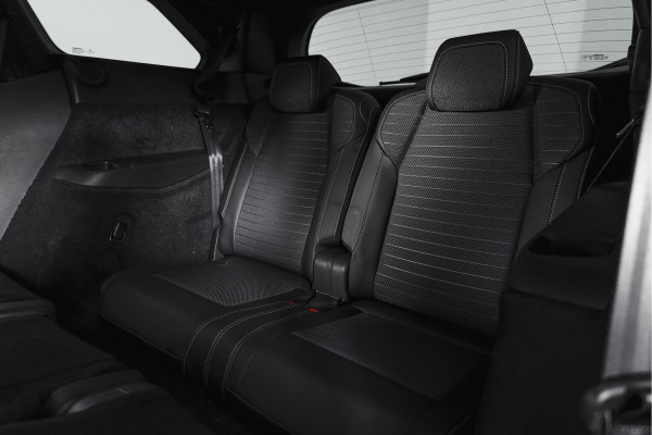 Peugeot 5008 1.2 Hybrid 145 GT 7p | Dig. Cockpit | Adapt. Cruise | Stoel-+Stuurverw. | PDC | 360 Camera | NAV + App. Connect | ECC | Elek. Klep | Afn. Trekhaak | LM 19" | 7548