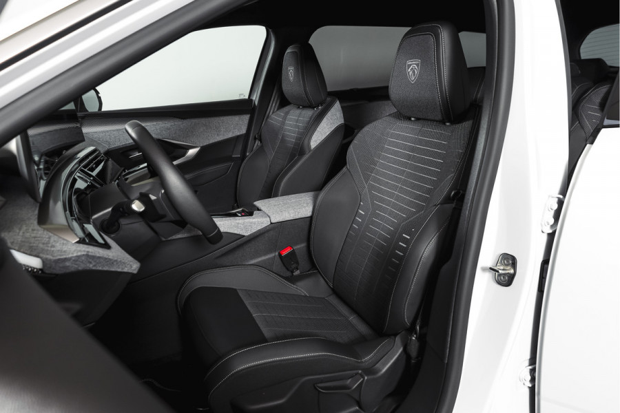 Peugeot 5008 1.2 Hybrid 136 Allure 7p 145PK | Dig. Cockpit | Adapt. Cruise | Stoel-+Stuurverw. | PDC | 360 Camera | NAV + App. Connect | ECC | Elek. Klep | LM 19" | 7733