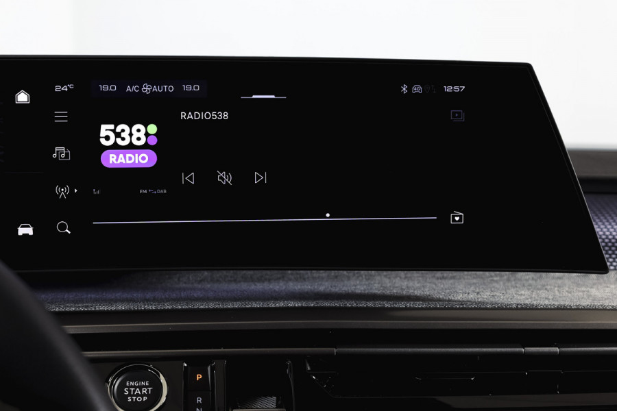 Peugeot 5008 1.2 Hybrid 136 Allure 7p 145PK | Dig. Cockpit | Adapt. Cruise | Stoel-+Stuurverw. | PDC | 360 Camera | NAV + App. Connect | ECC | Elek. Klep | LM 19" | 7733
