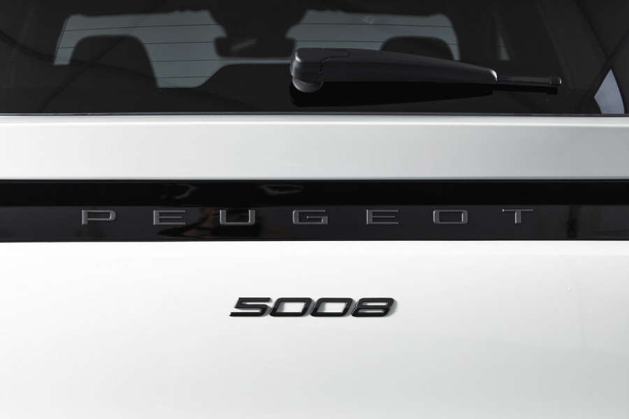 Peugeot 5008 1.2 Hybrid 136 Allure 7p 145PK | Dig. Cockpit | Adapt. Cruise | Stoel-+Stuurverw. | PDC | 360 Camera | NAV + App. Connect | ECC | Elek. Klep | LM 19" | 7733