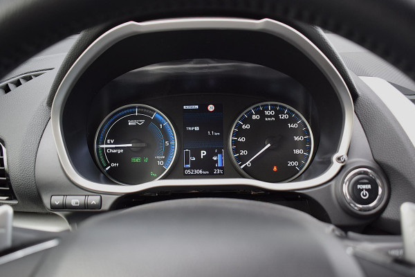 Mitsubishi Eclipse Cross 2.4 PHEV Black Edition | Leer | HUD | 360 Cam. | Stuur- en Stoelverwarming