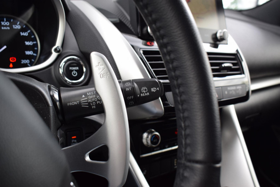 Mitsubishi Eclipse Cross 2.4 PHEV Black Edition | Leer | HUD | 360 Cam. | Stuur- en Stoelverwarming
