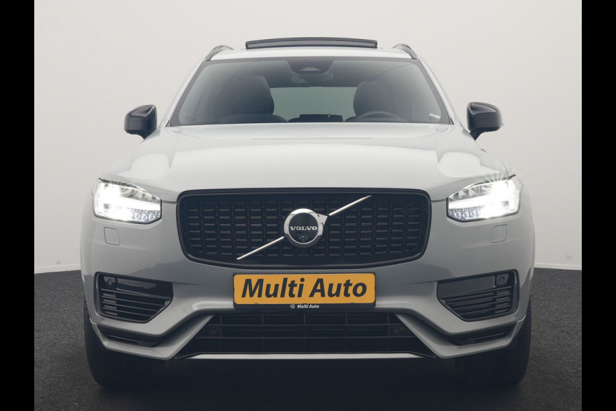 Volvo XC90 T8 Recharge AWD Plus Dark Long Range 7 Persoons PHEV 456pk Dealer O.H. | Trekhaak Af Fabriek | Panodak | Luchtvering | Adaptive Cruise | 360 Camera | Lederen Sportstoelen Memory & Verwarmd | Harman / Kardon | Keyless | Blis | Stuur Verwarmd | Apple Carplay | Plug In Hybrid |