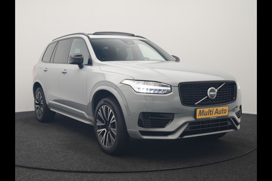 Volvo XC90 T8 Recharge AWD Plus Dark Long Range 7 Persoons PHEV 456pk Dealer O.H. | Trekhaak Af Fabriek | Panodak | Luchtvering | Adaptive Cruise | 360 Camera | Lederen Sportstoelen Memory & Verwarmd | Harman / Kardon | Keyless | Blis | Stuur Verwarmd | Apple Carplay | Plug In Hybrid |