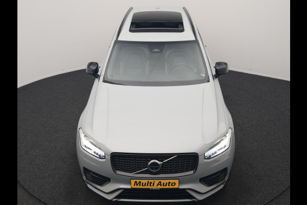Volvo XC90 T8 Recharge AWD Plus Dark Long Range 7 Persoons PHEV 456pk Dealer O.H. | Trekhaak Af Fabriek | Panodak | Luchtvering | Adaptive Cruise | 360 Camera | Lederen Sportstoelen Memory & Verwarmd | Harman / Kardon | Keyless | Blis | Stuur Verwarmd | Apple Carplay | Plug In Hybrid |