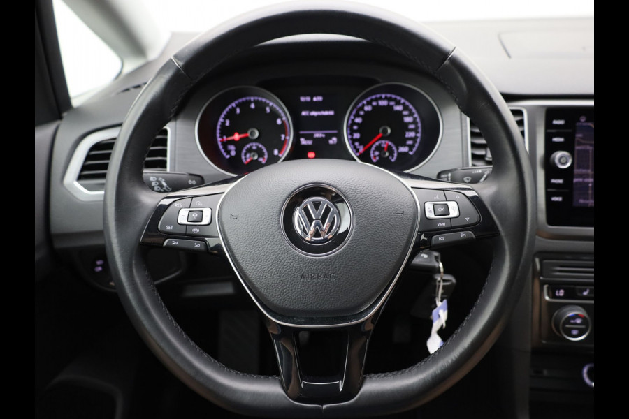 Volkswagen Golf Sportsvan 1.0 TSI | Trekhaak | Apple Carplay/ Android | Camera | Adap. Cr. | Prijs Rijklaar!!