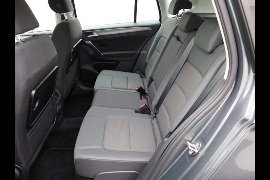 Volkswagen Golf Sportsvan 1.0 TSI | Trekhaak | Apple Carplay/ Android | Camera | Adap. Cr. | Prijs Rijklaar!!