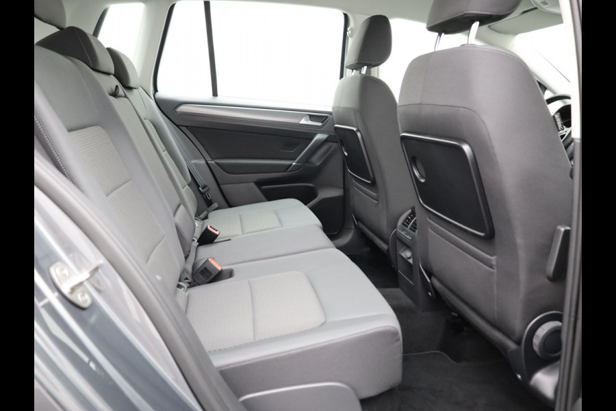 Volkswagen Golf Sportsvan 1.0 TSI | Trekhaak | Apple Carplay/ Android | Camera | Adap. Cr. | Prijs Rijklaar!!