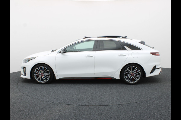Kia ProCeed 1.6 T-GDI GT | Pano | Trekhaak afn. | Apple Carplay / Android | Memory Seats | Camera | Prijs Rijklaar!!