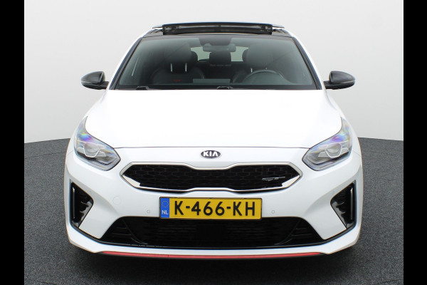 Kia ProCeed 1.6 T-GDI GT | Pano | Trekhaak afn. | Apple Carplay / Android | Memory Seats | Camera | Prijs Rijklaar!!