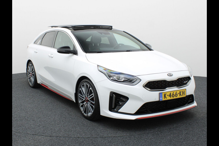 Kia ProCeed 1.6 T-GDI GT | Pano | Trekhaak afn. | Apple Carplay / Android | Memory Seats | Camera | Prijs Rijklaar!!